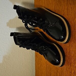 Evans Violet Ankle Boot